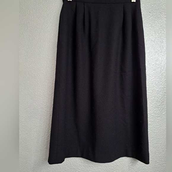 Black 100% Wool Skirt Size 6 - Picture 1 of 4